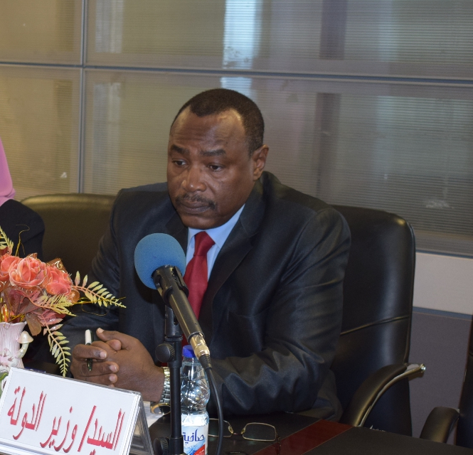 دقدق يؤكد اهمية نشر الثقافة القانونية