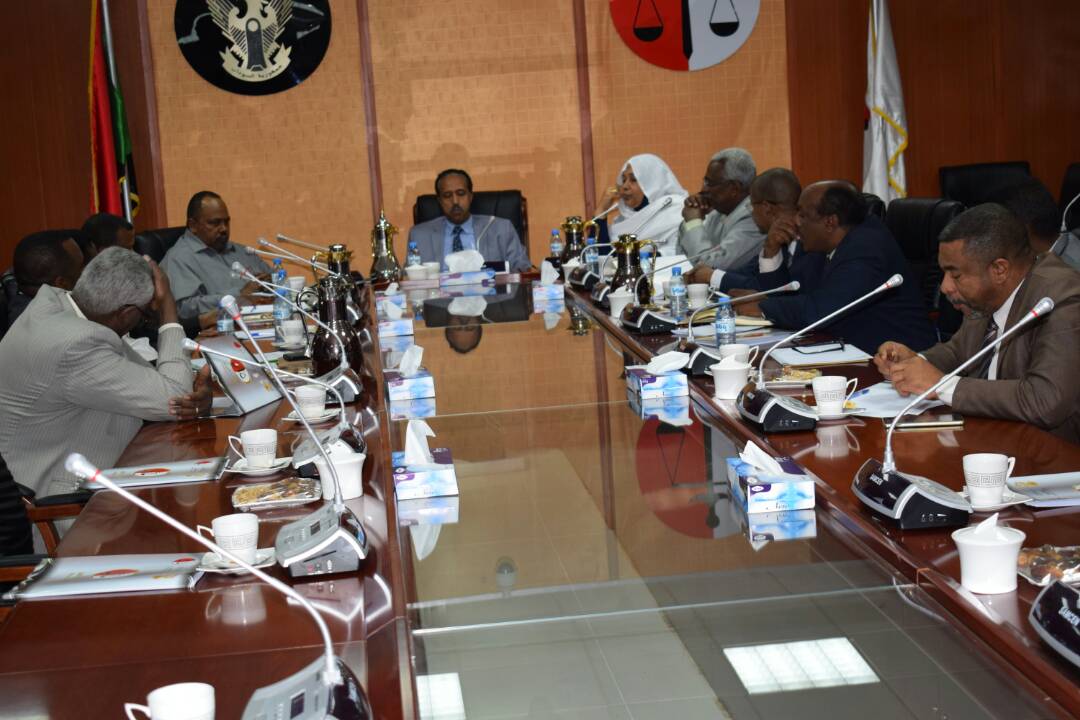 *وزير العدل يكشف عن افتتاح مقر جديد للمسجل التجاري*