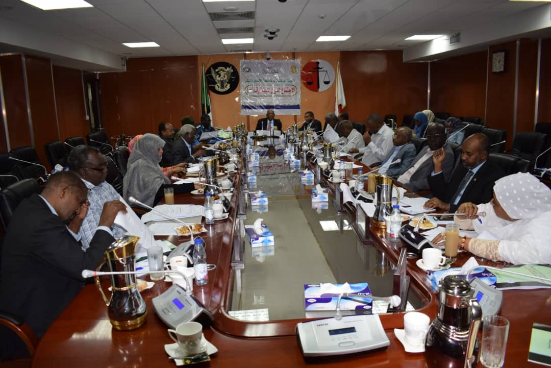 اللجنة الوطنية لمكافحة الإتجار بالبشر تعقد إجتماعها الدورى