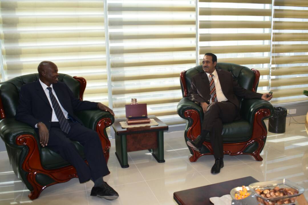 وزير العدل يلتقي والي شمال كردفان 