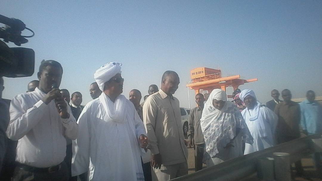 وزير العدل يتفقد مشروع سدي عطبرة وستيت