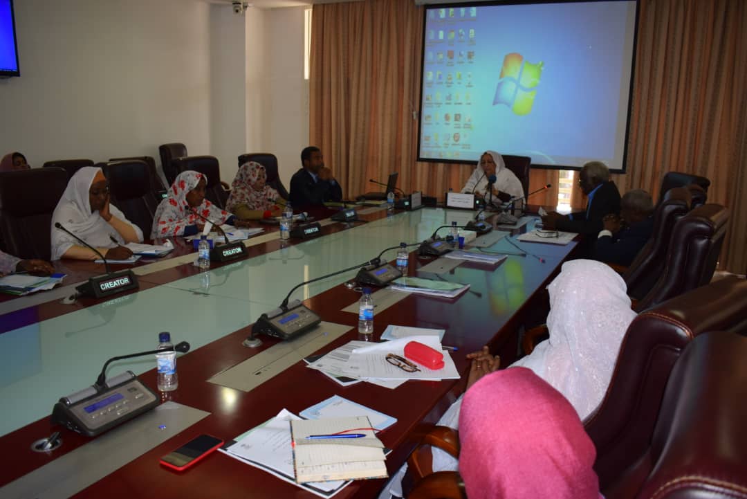 اللجنة الوطنية تنظم ورشة حول العمالة المنزلية