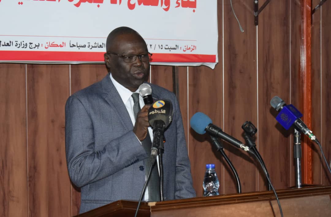 عضو مجلس السيادة تاور  يوكد أهمية إصلاح الأجهزة العدلية خلال الفترة الانتقالية 