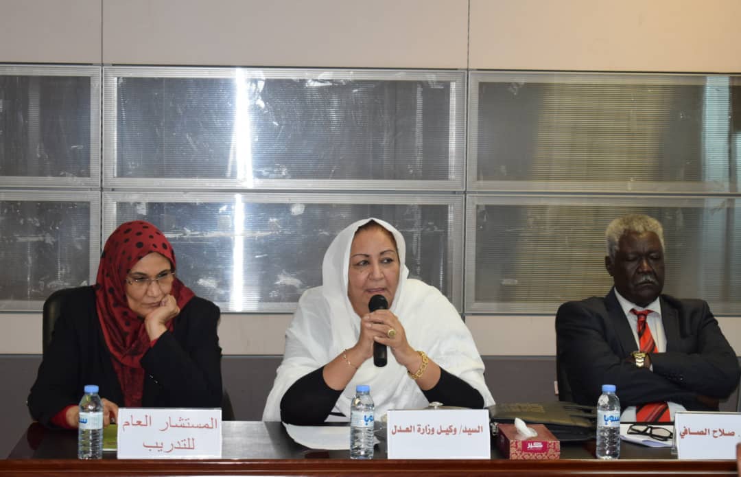 مولانا سوسن تؤكد علي اهمية التدريب و التأهيل في تطوير العمل